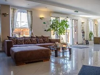 فندق Western West براتسيلافا